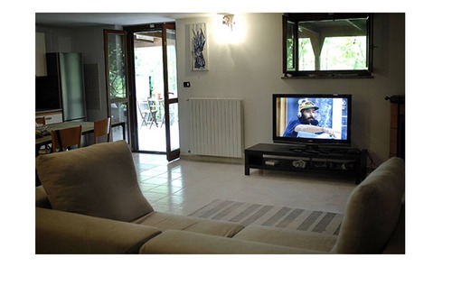 Garlasco House | The Little House in the Park.