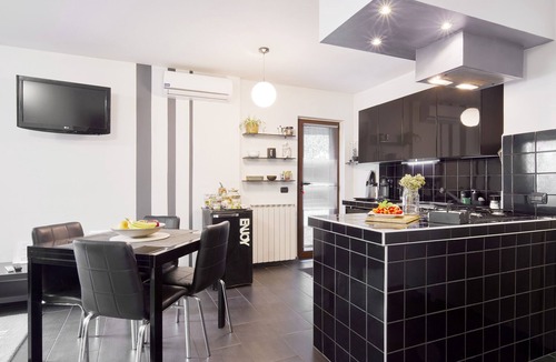 Trezzano sul Naviglio Apartment | THE PEACEFUL HOUSE CLOUSE TO MILAN