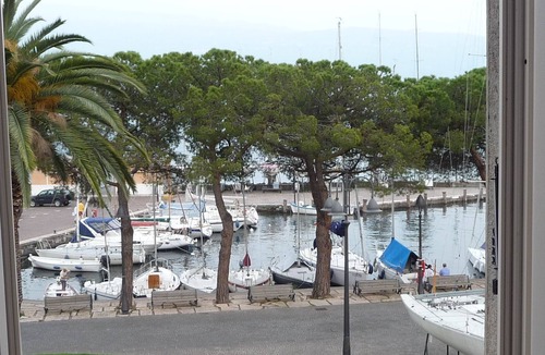 Bogliaco Apartment | The Sails.