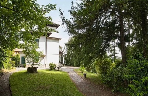 Brunate Villa | THE SKYLINES OF COMO FROM BRUNATE HILL TOP