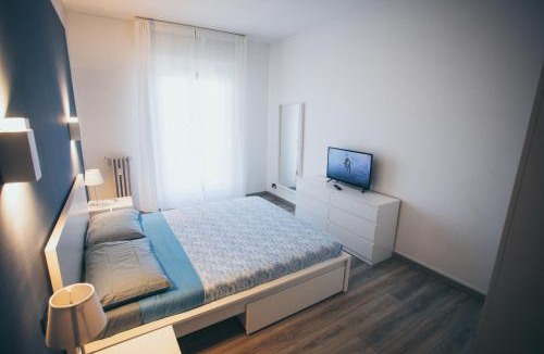 Bruzzano Apartment | The Suite of the North Park 15 minutes from the Duomo