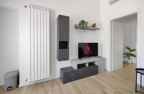 Vedano al Lambro Apartment | The Temple of Speed & S. Gerardo Hospital