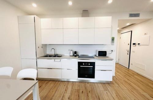 Como Apartment | The VIEW - Spacious modern apt