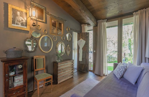 Riva Villa | The Writer's Nest - Three Bedroom Villa, Sleeps 6