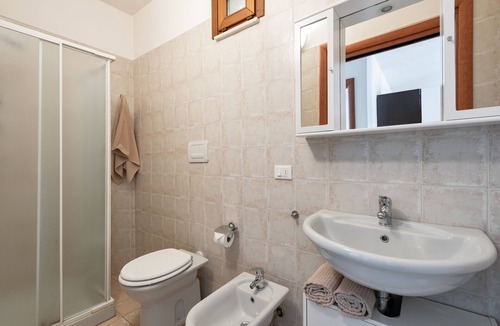 Roe Volciano Apartment | Three-room apartment 4 beds terraces garage wifi Lake Garda