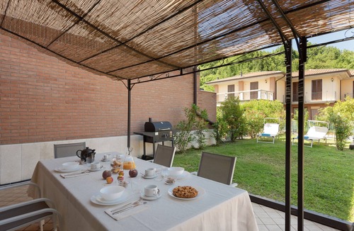 Roe Volciano Apartment | Three-room apartment 7 bed garden garage Gardasee wifi