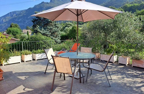 Lierna Apartment | TOTAL RELAX or STARTING POINT FOR A DYNAMIC HOLIDAY