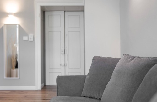 Citta Bassa Apartment | [Town Center Home]Air conditioning Free Wi-fi