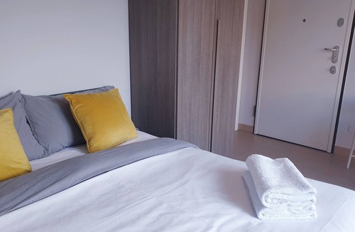 Cormano House | Townhome
