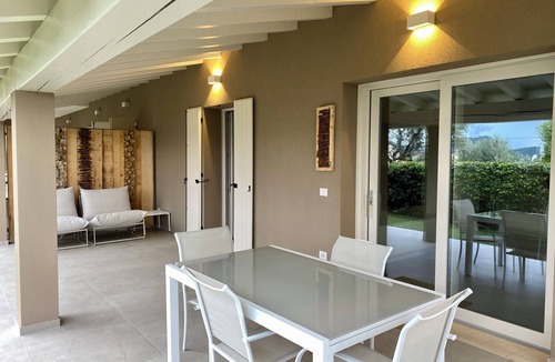 Villaggio Sanghen Apartment | Two-room Apt. on ground floor - Manerba d. Garda - 5 minutes on foot from Lake