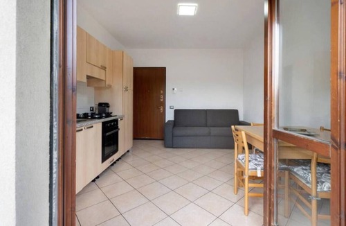 Gallarate Condo | Two - room cloverleaf condominium