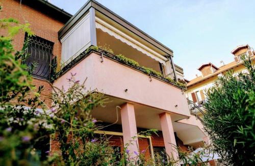 Crescenzago Apartment | Un insospettabile angolo verde in città