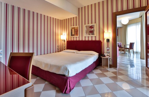San Donato Milanese Hotel | UNA Hotels The One Milano