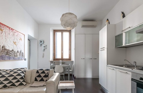 Zona Farini Apartment | Urban District Apartments - Milan Lancetti Style (1BR)