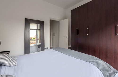Zona Farini Apartment | Urban District Apartments - Milan Lancetti Style (1BR)