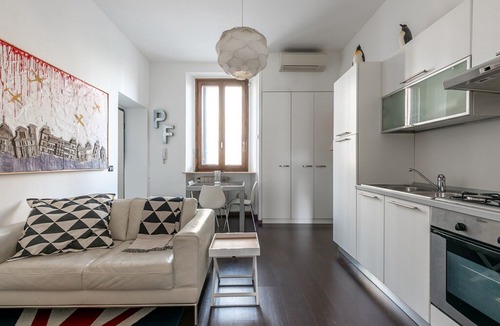 Zona Farini Apartment | Urban District Apartments - Milan Lancetti Style (1BR)