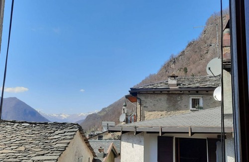 Premana Apartment | Ursula House - Your Mountain Holiday