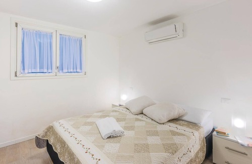 Gaino Apartment | Vacation apartment in three-family house with shared swimming pool and large garden 4 km from Toscol