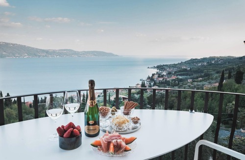 Gargnano Apartment | Vacation Apartment "Montelago" with Wi-Fi, Balcony & Pool