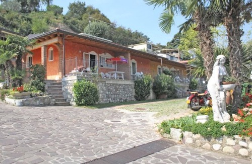 Portese House | Vacation park Internazionale Eden Chalet Marty for 3 persons