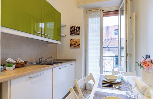 Downtown Apartment | [varese Centro] Viva Apartment - Free Wifi