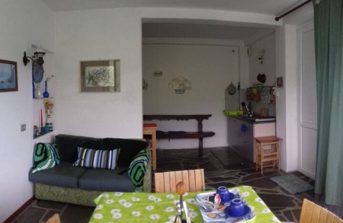 Castello House | veranda apartment