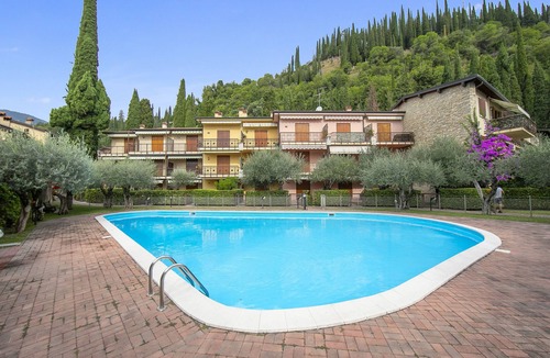 Toscolano Maderno Apartment | Verde Giada-shared pool & parking, Toscolano Maderno, Italy