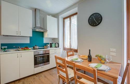 Morgnaga Apartment | Vicky Loft Gardone-relax & Vittoriale - Happy Rentals