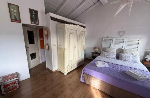 Canelli Bed & Breakfast | View & Wine Room