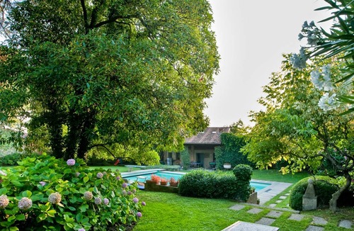Bornato Villa | Villa ∙ 7 bedrooms ∙ 14 guests