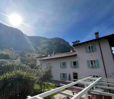 Oliveto Lario Villa | Villa Anna Onno Lake Como