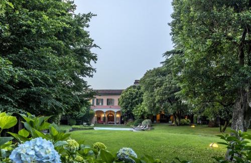 Bornato Villa | Villa Artemisia - Homelike Villas