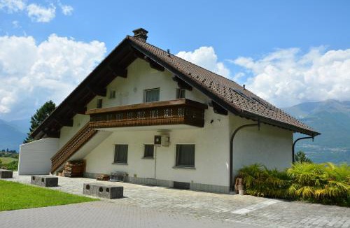 Colico Piano Apartment | Villa Carlo
