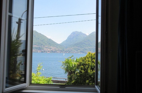 Santa Maria - Rezzonico Villa | Villa Carluccia in front of the Como Lake.
