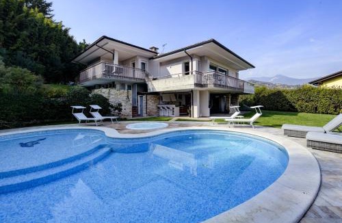 Cunettone-villa Villa | Villa Caterina