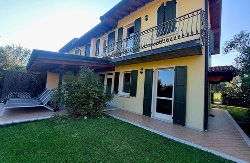 Cunettone-villa House | Villa Chiara - feel home away from home