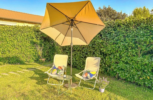 Ortica Villa | Villa Corelli - Parking and Exclusive garden