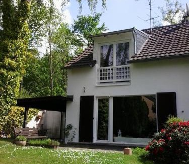 Rath-Heumar House | Villa Donar