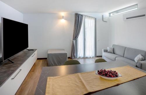 Salo Apartment | Villa Donne del Lago Ele