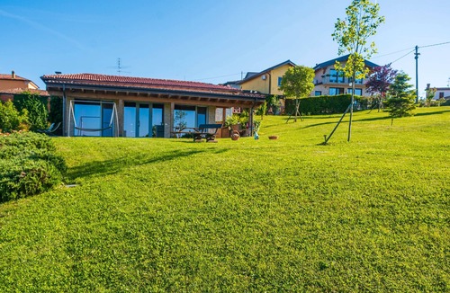 Torrone Villa | Villa 'Elios' with Mountain View, Wi-Fi and Air Conditioning
