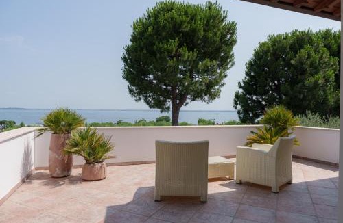 Moniga del Garda Villa | VILLA ELENA
