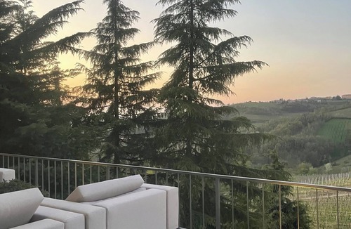 Mornico Losana Villa | Villa Eleonora, a luxurious, spacious private Italian vacation villa