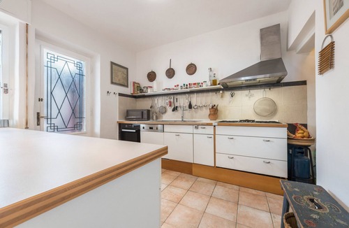 Gardone Riviera Villa | Villa 'Hanna' with Lake View, Private Pool and Wi-Fi