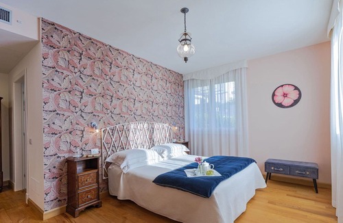 Naggio Villa | Villa in Calozzo with 7 bedrooms sleeps 14