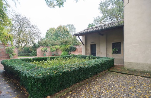 Stagno Lombardo Villa | Villa in Lombardy near Po River
