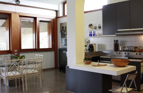 Sedriano Villa | Villa In Milan with Pool Near Fiera Milano Rho