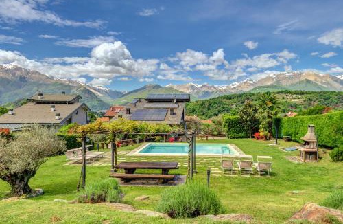 Colico Villa | Villa La Corte with amazing pool and garden