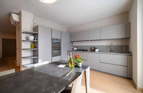 Monticelli Brusati House | VILLA La No. 1 - Spacious & Modern