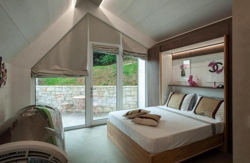 Bozze-Calchera-Villa Apartment | Villa Maddalena spa