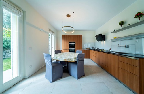 Azzano Villa | Villa Magnolia con Piscina by Wonderful Italy
